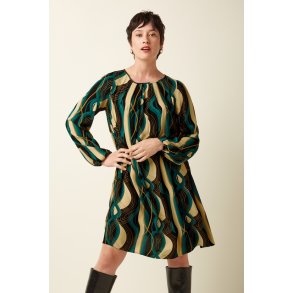 King Louie - Laura Pleat Elysse Black