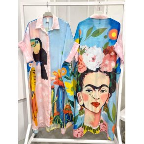 Oversize Skjortekjole - Frida Kahlo og papeg�jer