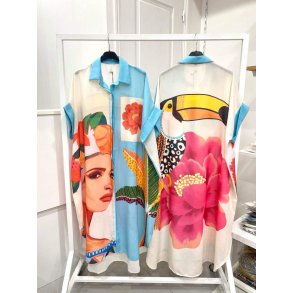 Frida Kahlo  - Oversize Skjortekjole