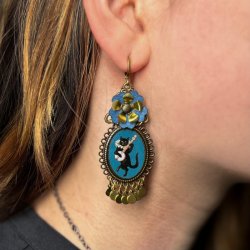 Urban Hippies - A cat named J0e