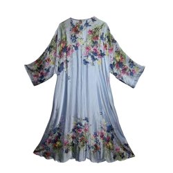 Lang maxikjole med blomster - Lys Bl�